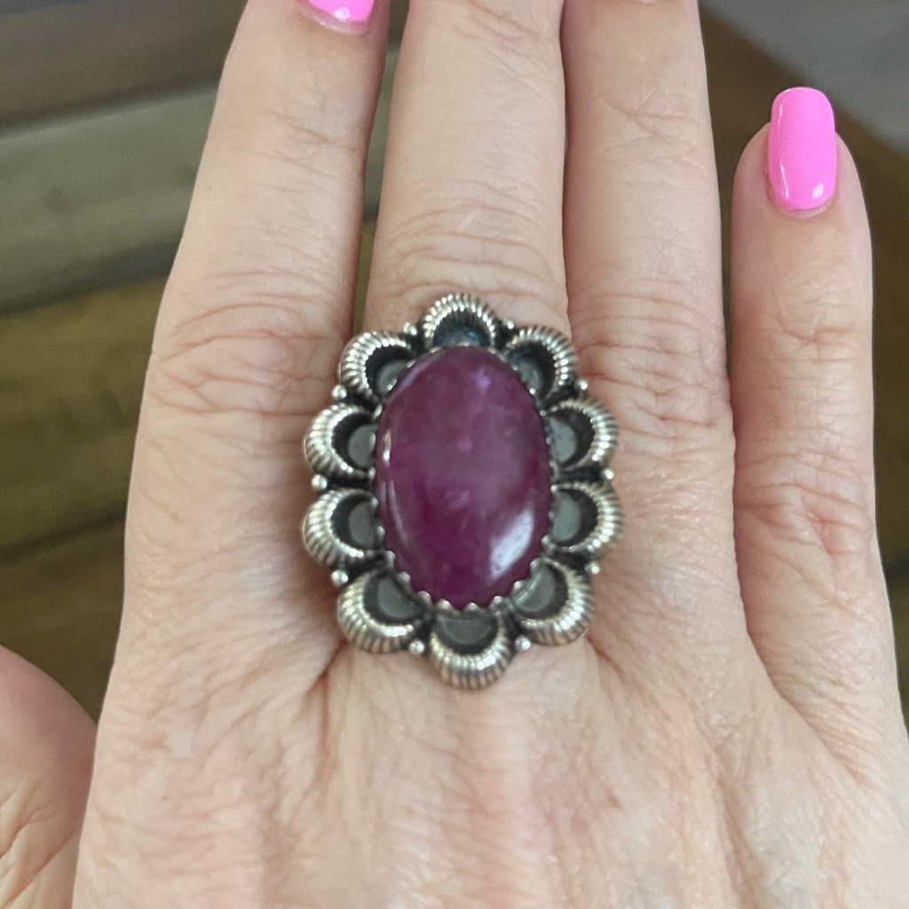 Adjustable Ring.